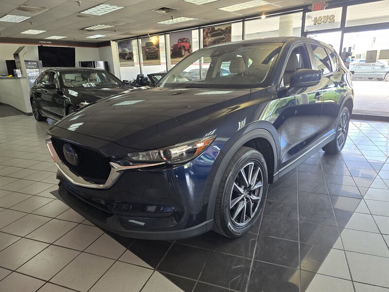 2018 Mazda CX-5 Touring 4DR SUV   - Photo 1 - Hamilton, OH 45015