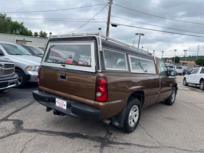 2006 Chevrolet Silverado 1500 Work Truck 2DR REGULAR CAB   - Photo 6 - Hamilton, OH 45015