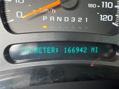 2006 Chevrolet Silverado 1500 Work Truck 2DR REGULAR CAB   - Photo 13 - Hamilton, OH 45015