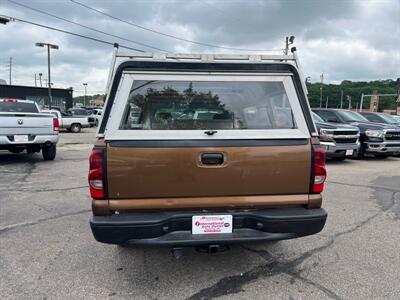 2006 Chevrolet Silverado 1500 Work Truck 2DR REGULAR CAB   - Photo 7 - Hamilton, OH 45015