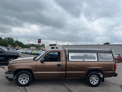 2006 Chevrolet Silverado 1500 Work Truck 2DR REGULAR CAB   - Photo 1 - Hamilton, OH 45015