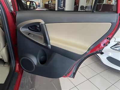 2012 Toyota RAV4 Limited   - Photo 26 - Hamilton, OH 45015