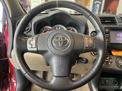 2012 Toyota RAV4 Limited   - Photo 13 - Hamilton, OH 45015