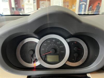 2012 Toyota RAV4 Limited   - Photo 12 - Hamilton, OH 45015