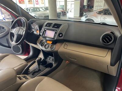 2012 Toyota RAV4 Limited   - Photo 28 - Hamilton, OH 45015