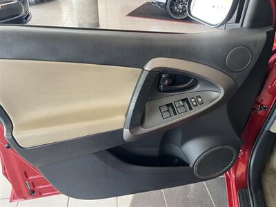 2012 Toyota RAV4 Limited   - Photo 22 - Hamilton, OH 45015