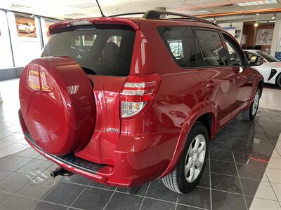 2012 Toyota RAV4 Limited   - Photo 6 - Hamilton, OH 45015