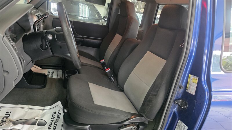 2007 Ford Ranger XLT EXTENDED CAB - Photo 10 - Hamilton, OH 45015