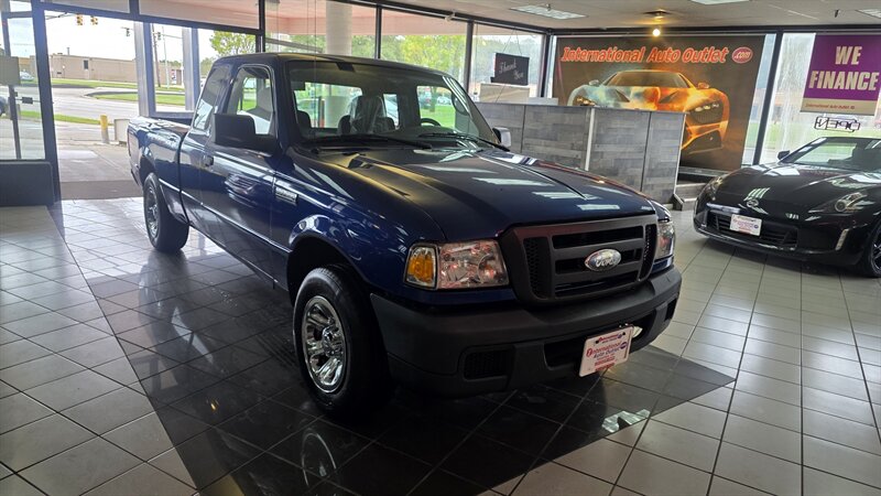 2007 Ford Ranger XLT EXTENDED CAB - Photo 4 - Hamilton, OH 45015