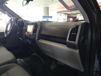 2015 Ford F-150 XLT SUPER CREW 4X4   - Photo 13 - Hamilton, OH 45015