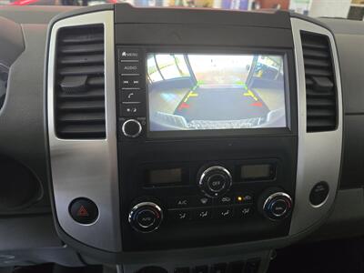 2020 Nissan Frontier SV CREW CAB   - Photo 20 - Hamilton, OH 45015