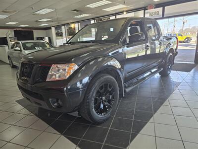 2020 Nissan Frontier SV CREW CAB   - Photo 1 - Hamilton, OH 45015
