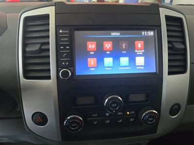 2020 Nissan Frontier SV CREW CAB   - Photo 21 - Hamilton, OH 45015