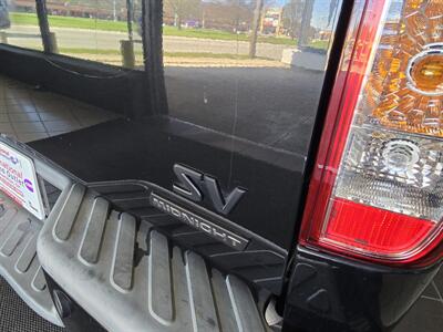 2020 Nissan Frontier SV CREW CAB   - Photo 28 - Hamilton, OH 45015