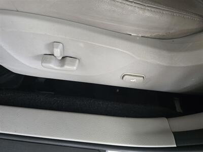 2012 Subaru Forester 2.5X Touring 4DR WAGON AWD - Photo 18 - Hamilton, OH 45015