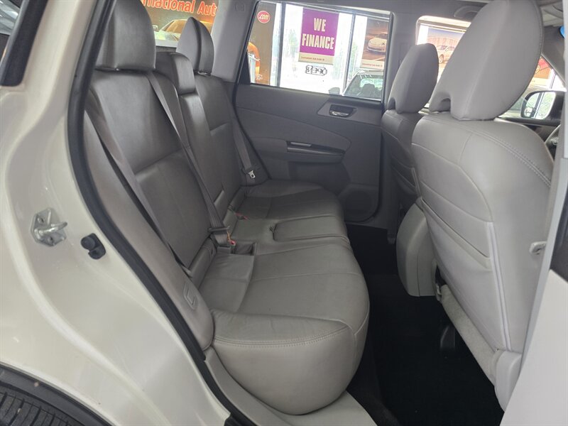 2012 Subaru Forester 2.5X Touring 4DR WAGON AWD - Photo 16 - Hamilton, OH 45015