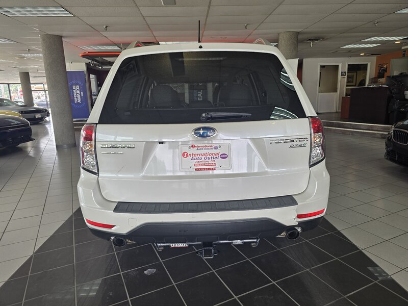 2012 Subaru Forester 2.5X Touring 4DR WAGON AWD - Photo 5 - Hamilton, OH 45015