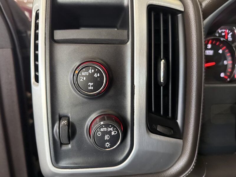 2015 GMC Sierra 1500 SLT - Photo 9 - Hamilton, OH 45015