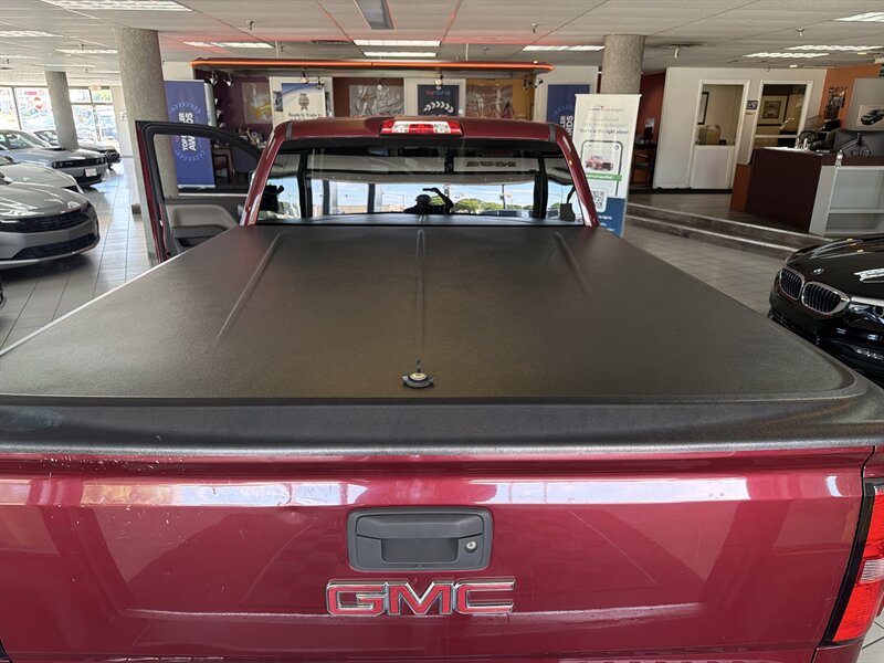 2015 GMC Sierra 1500 SLT - Photo 19 - Hamilton, OH 45015