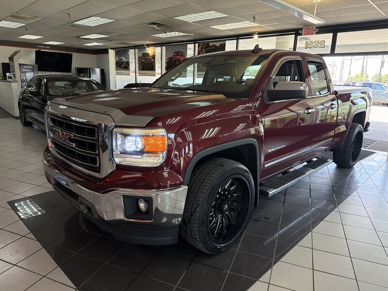 2015 GMC Sierra 1500 SLT   - Photo 1 - Hamilton, OH 45015