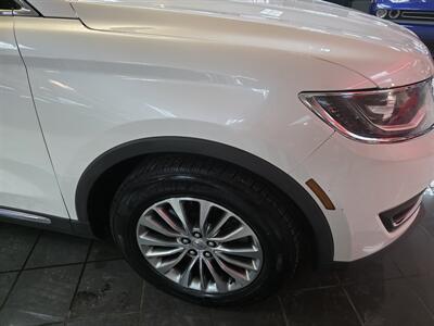 2018 Lincoln MKX Select 4DR SUV AWD   - Photo 10 - Hamilton, OH 45015