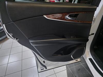 2018 Lincoln MKX Select 4DR SUV AWD   - Photo 41 - Hamilton, OH 45015