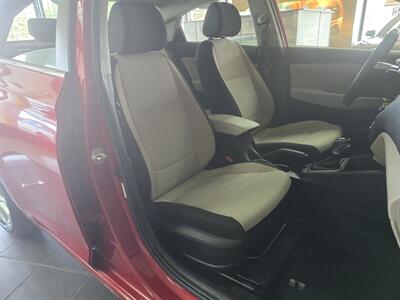2021 Hyundai Accent SEL 4DR SEDAN   - Photo 14 - Hamilton, OH 45015