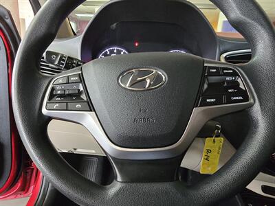 2021 Hyundai Accent SEL 4DR SEDAN   - Photo 22 - Hamilton, OH 45015