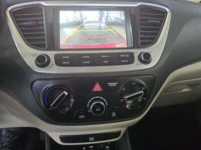 2021 Hyundai Accent SEL 4DR SEDAN   - Photo 19 - Hamilton, OH 45015