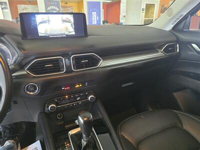 2025 Mazda CX-5 2.5 S Preferred   - Photo 19 - Hamilton, OH 45015