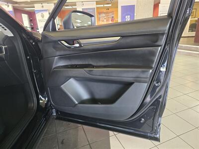 2025 Mazda CX-5 2.5 S Preferred   - Photo 12 - Hamilton, OH 45015