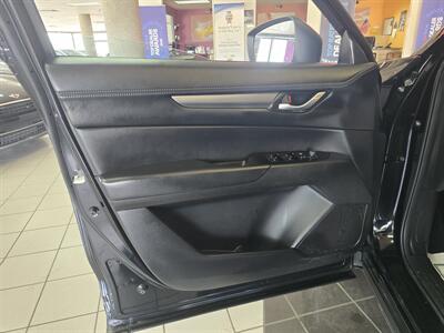 2025 Mazda CX-5 2.5 S Preferred   - Photo 7 - Hamilton, OH 45015