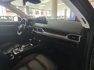 2025 Mazda CX-5 2.5 S Preferred   - Photo 13 - Hamilton, OH 45015