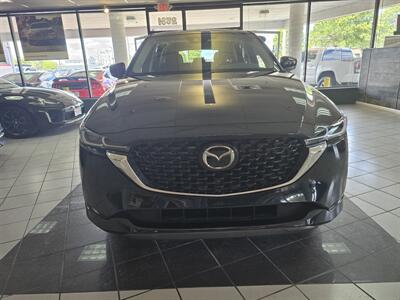 2025 Mazda CX-5 2.5 S Preferred   - Photo 2 - Hamilton, OH 45015