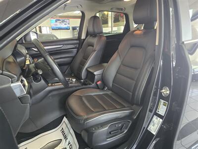 2025 Mazda CX-5 2.5 S Preferred   - Photo 9 - Hamilton, OH 45015