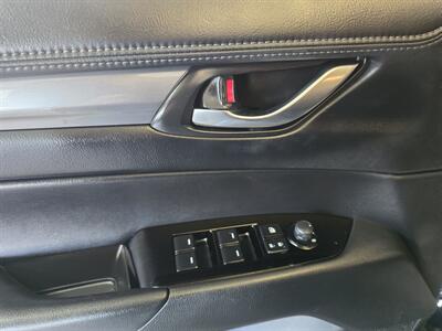 2025 Mazda CX-5 2.5 S Preferred   - Photo 17 - Hamilton, OH 45015