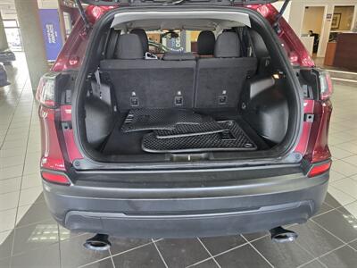 2019 Jeep Cherokee Latitude 4DR SUV   - Photo 33 - Hamilton, OH 45015