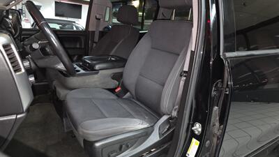 2018 Chevrolet Silverado 1500 LT-CREW CAB-4X4 - Photo 10 - Hamilton, OH 45015