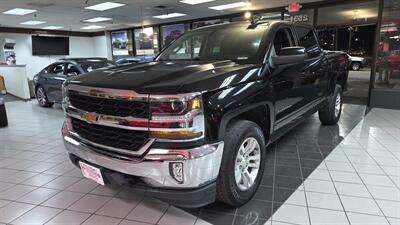 2018 Chevrolet Silverado 1500 LT-CREW CAB-4X4 - Photo 1 - Hamilton, OH 45015