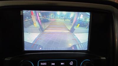 2018 Chevrolet Silverado 1500 LT-CREW CAB-4X4 - Photo 16 - Hamilton, OH 45015