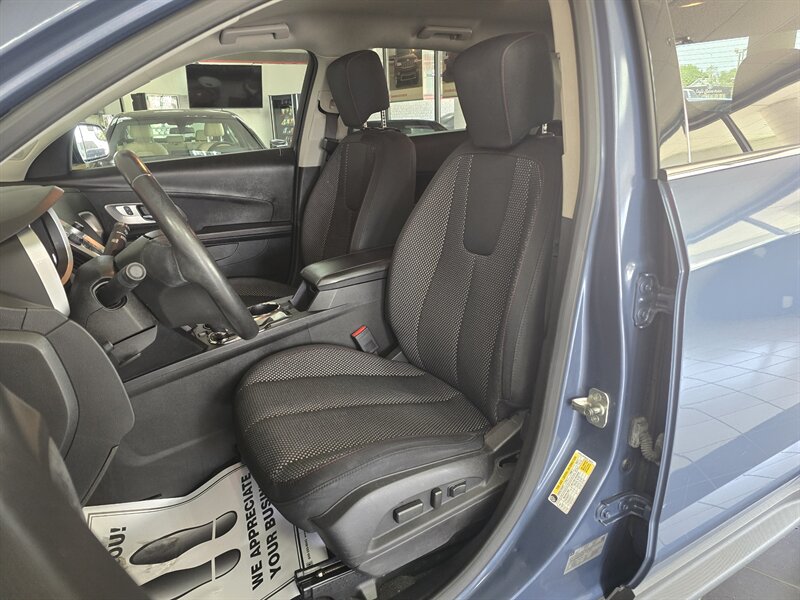 2012 Chevrolet Equinox LT 4DR SUV w/1LT - Photo 9 - Hamilton, OH 45015