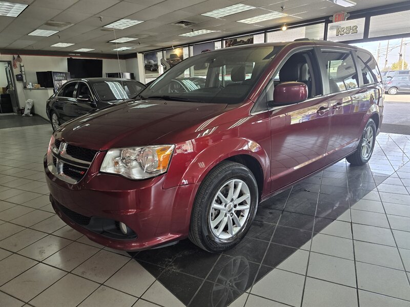2019 Dodge Grand Caravan SXT 4DR MINI-VAN   - Photo 1 - Hamilton, OH 45015