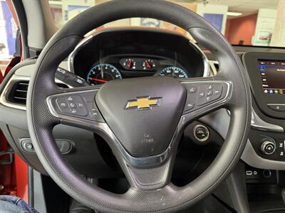 2020 Chevrolet Equinox LS - Photo 18 - Hamilton, OH 45015