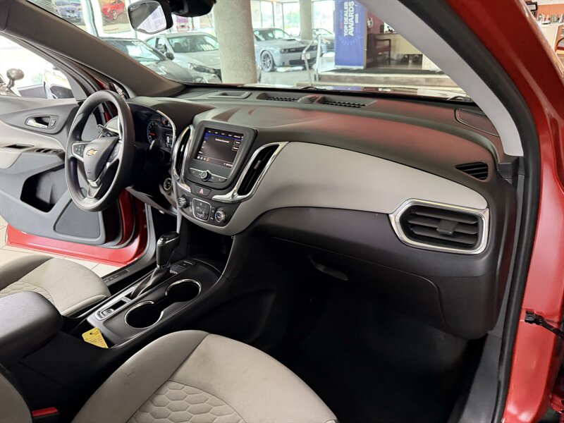 2020 Chevrolet Equinox LS - Photo 26 - Hamilton, OH 45015