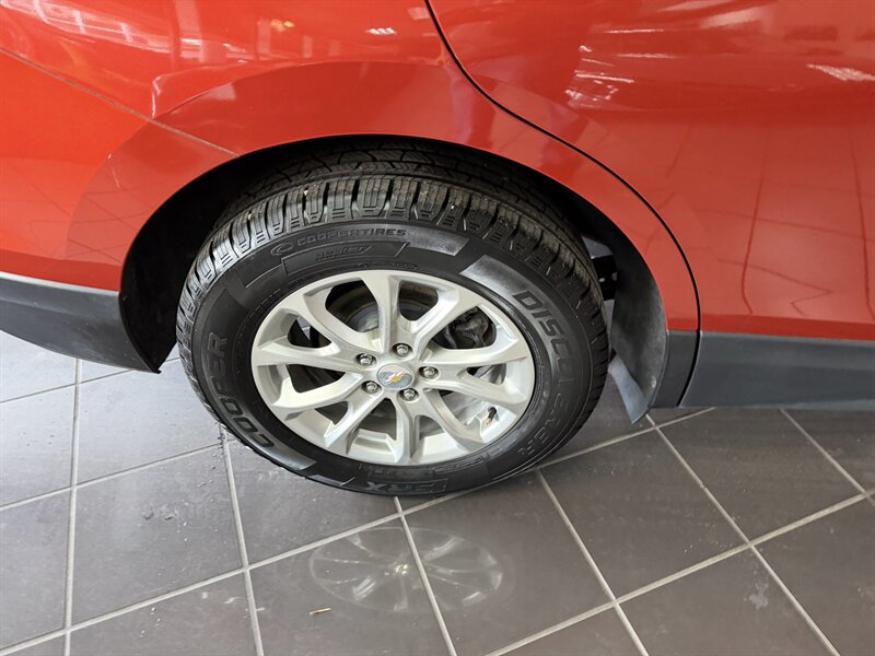 2020 Chevrolet Equinox LS - Photo 24 - Hamilton, OH 45015