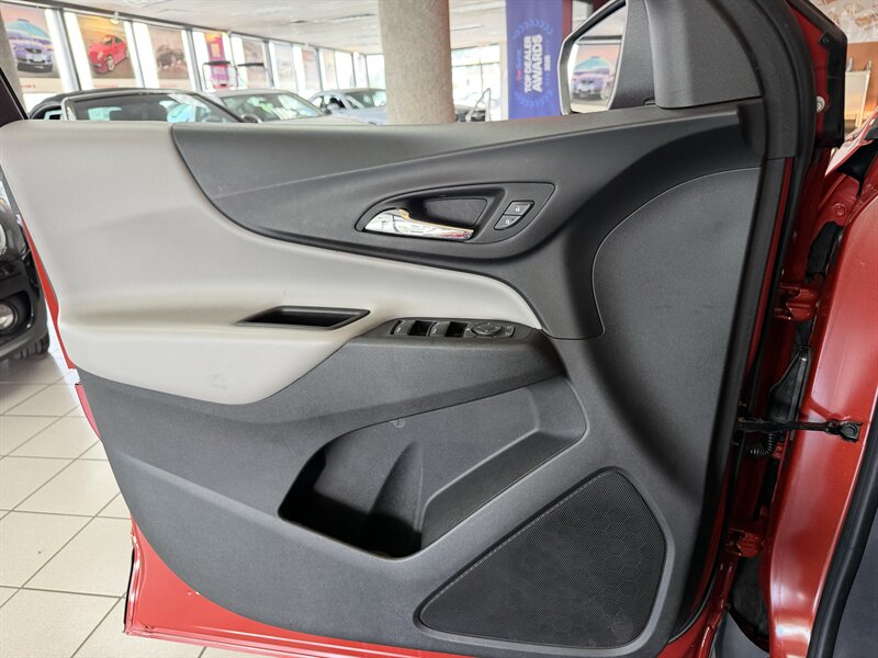 2020 Chevrolet Equinox LS - Photo 14 - Hamilton, OH 45015