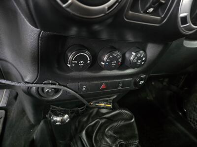 2013 Jeep Wrangler Sahara - Photo 16 - Hamilton, OH 45015