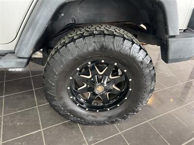 2008 Jeep Wrangler UNLIMITED X 4DR SUV 4X4   - Photo 28 - Hamilton, OH 45015