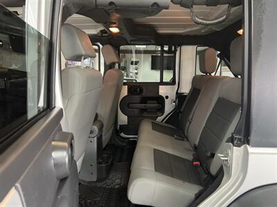 2008 Jeep Wrangler UNLIMITED X 4DR SUV 4X4   - Photo 18 - Hamilton, OH 45015