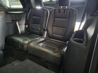 2018 Ford Explorer XLT 4DR SUV 4X4   - Photo 15 - Hamilton, OH 45015